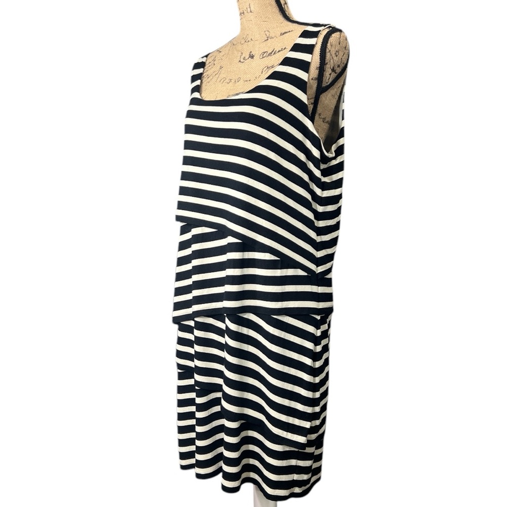 Ann Taylor Loft striped swing dress Tiered layer black and white striped pattern - Picture 4 of 6